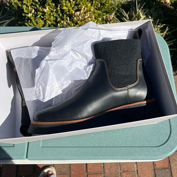 COS Chunky Pull On Leather Boots NIB - Picture 4 of 8